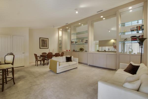 Sun Terrace At The Oaks, 10402 Chapman Oak Ct, Palm Beach Gardens, Florida 33410, image 1
