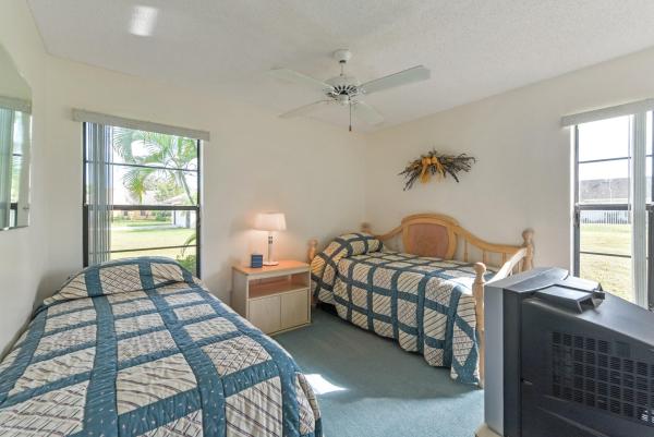 Lakes Of Lantana, 8220 Whitewood Cv E, Lake Worth, Florida 33467, image 1