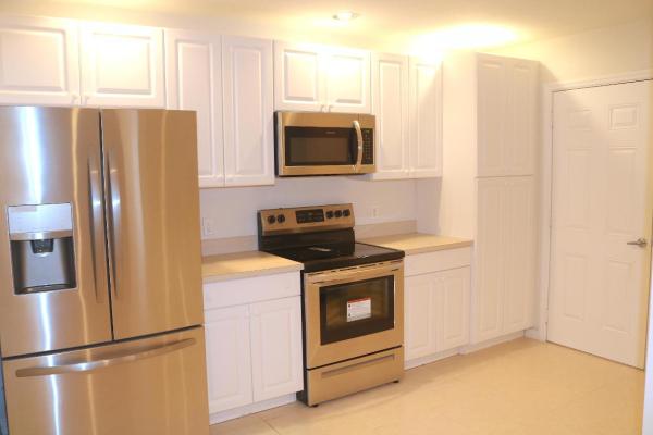The Preserve At The Savannahs, 1808 Blue Heron Ln, Fort Pierce, Florida 34982, image 2