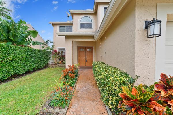 Trends At Boca Raton, 23070 Floralwood Ln, Boca Raton, Florida 33433, image 1