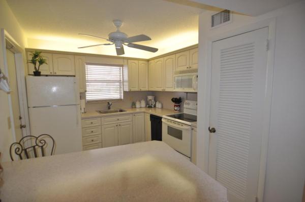 Windsor Park South, 110 Wettaw Ln #102, North Palm Beach, Florida 33408, image 2