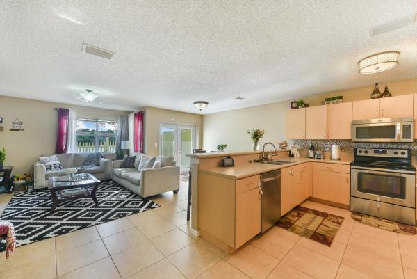Independence Cove, 808 Imperial Lake Rd, West Palm Beach, Florida 33413, image 1