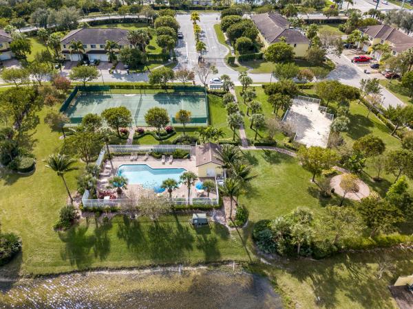 Independence Cove, 808 Imperial Lake Rd, West Palm Beach, Florida 33413, image 2