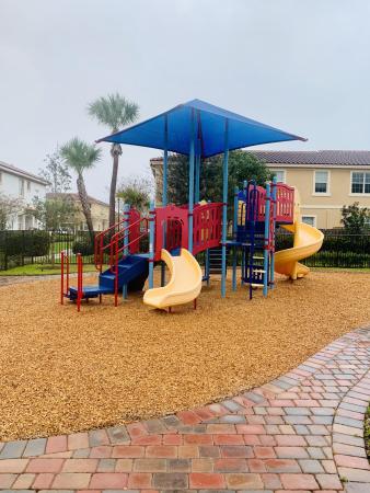 Charleston Commons, 4340 Chalmers Ln, West Palm Beach, Florida 33417, image 1