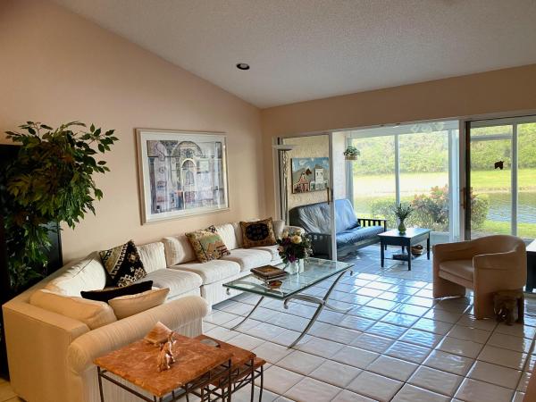 Emerald Pointe, 7907 Lake Sands Dr, Delray Beach, Florida 33446, image 1