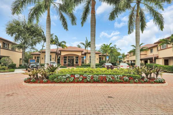 Sonoma Bay, 1905 Hibiscus Ln, Riviera Beach, Florida 33404, image 2