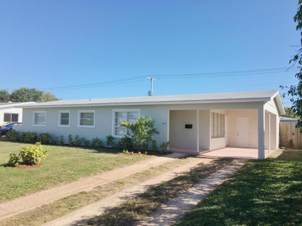 Kelsey City, 640 W Jasmine Dr, Lake Park, Florida 33403, image 1
