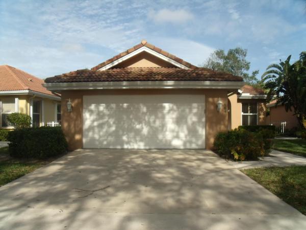 The Hamptons At Maplewood, 137 E Hampton Way, Jupiter, Florida 33458, image 1