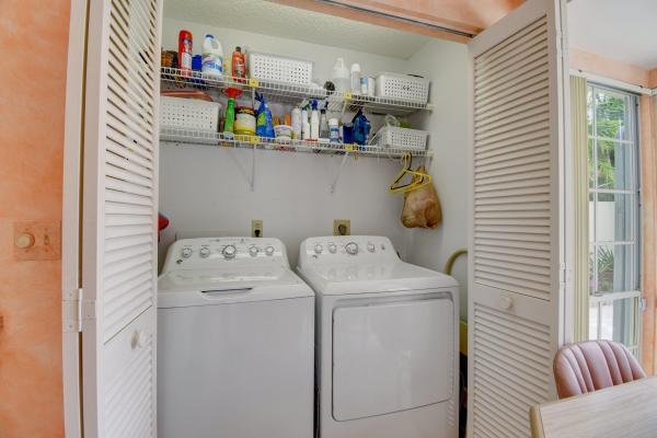Las Casitas, 2417 Vista Del Prado Dr, Wellington, Florida 33414, image 2
