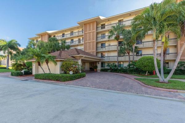 The Marina At The Bluffs, 2601 Marina Isle Way #304, Jupiter, Florida 33477, image 1