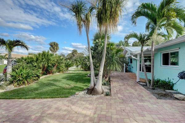 Palm Beach Gardens No HOA, 3872 Carnation Cir S, Palm Beach Gardens, Florida 33410, image 2