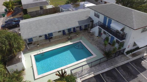 Palm Beach Shores Residential, 2432 Park Ave #1, Palm Beach Shores, Florida 33404, image 1