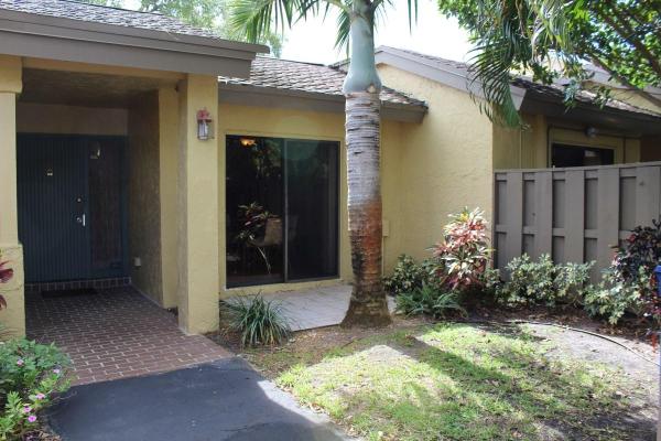 The Woodlands Of Deer Creek, 134 Deer Creek Woodlands Ln, Deerfield Beach, Florida 33442, image 2
