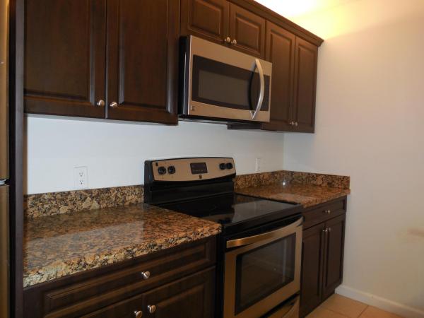 Village Of Sandalwood Lakes, 921 9th Way, West Palm Beach, Florida 33407, image 2