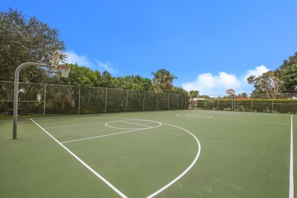 French Royale Villas, 392 Villa Dr, Atlantis, Florida 33462, image 2