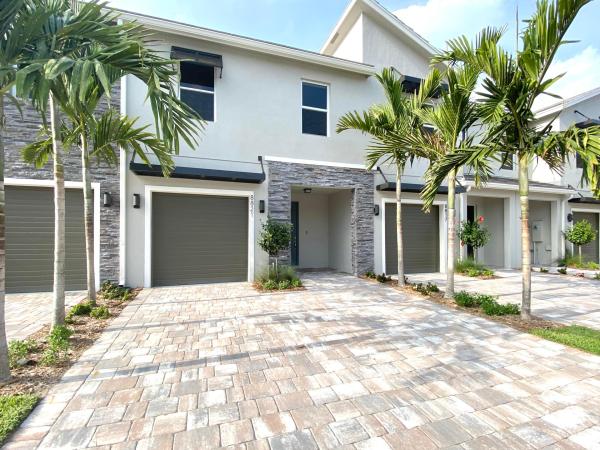 Town Commons, 8849 Via Mar Rosso, Lake Worth, Florida 33467, image 1