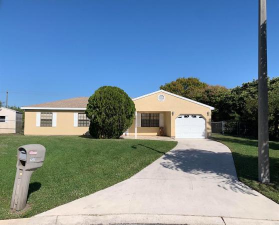 Rainier Lakes At Sandhill Crossing, 1301 SE Starklake Ct, Port St. Lucie, Florida 34952, image 2