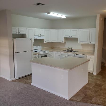 Emerald Lake Townhomes, 4114 Emerald Vis, Lake Worth, Florida 33461, image 2