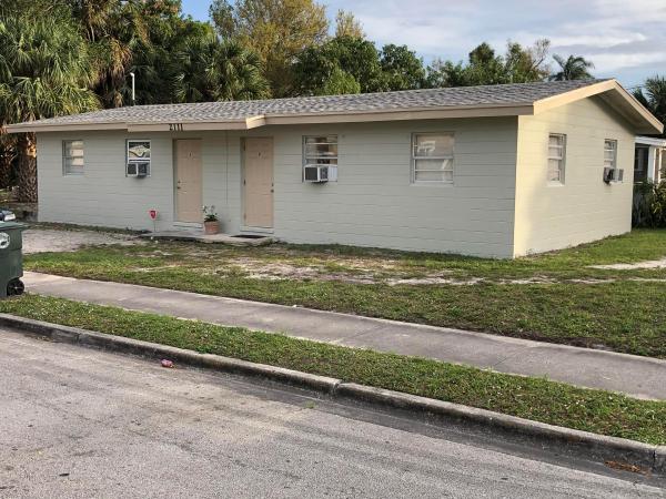 Fort Pierce Residential, 2111 Avenue G Ave, Fort Pierce, Florida 34950, image 2