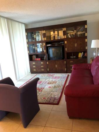 Lakeside At Delray, 1915 Lavers Cir #E105, Delray Beach, Florida 33444, image 1