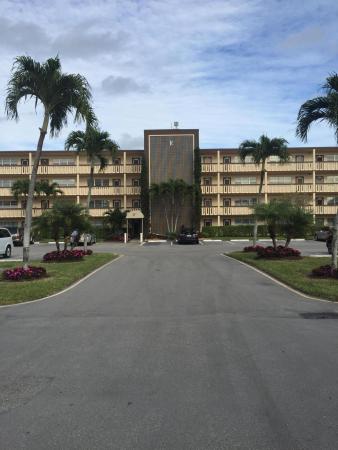 Wolverton At Century Village, 4081 Wolverton E, Boca Raton, Florida 33434, image 3