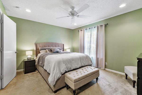 Country Glen At Rivermill, 6880 Mill Brook Pl, Lake Worth, Florida 33463, image 1