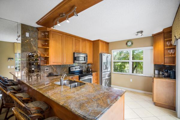 Stamford At Royal Palm Beach, 36 Danbury Ct #C, Royal Palm Beach, Florida 33411, image 3