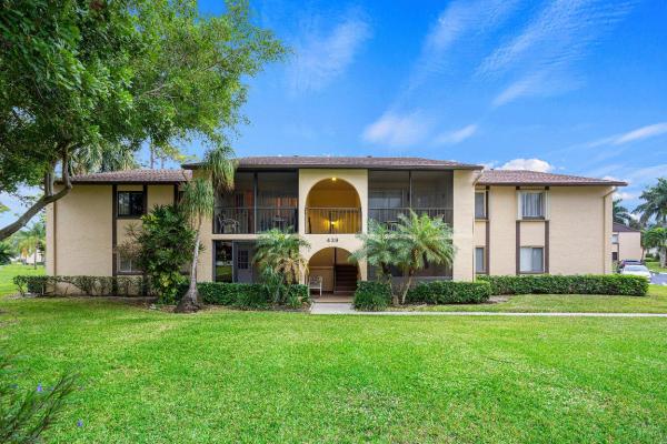 Pine Ridge South 4, 439 Pine Glen Ln #D-2, Greenacres, Florida 33463, image 1