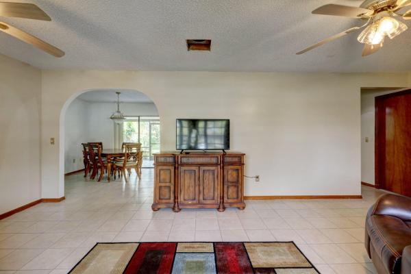 Lakewood Park, 8301 SW Kenwood Rd, Fort Pierce, Florida 34951, image 2