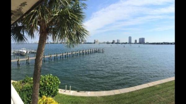 Key Haven, 360 Wilma Cir #5, Riviera Beach, Florida 33404, image 2