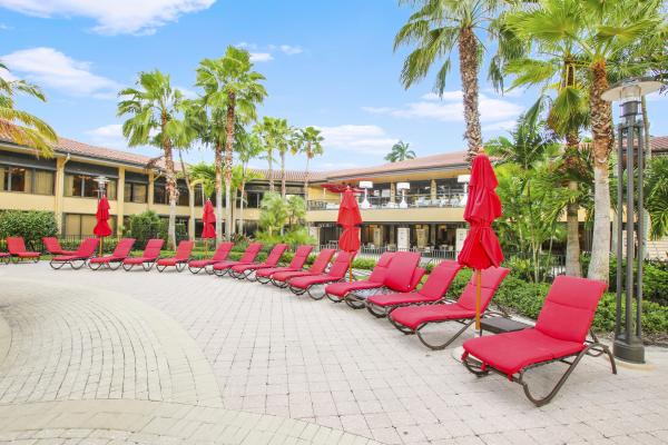 Golf Villas, 422 Brackenwood Ln, Palm Beach Gardens, Florida 33418, image 1