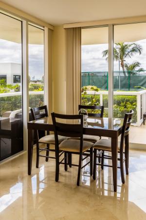Blue Diamond, 4779 Collins Ave #505, Miami Beach, Florida 33140, image 2