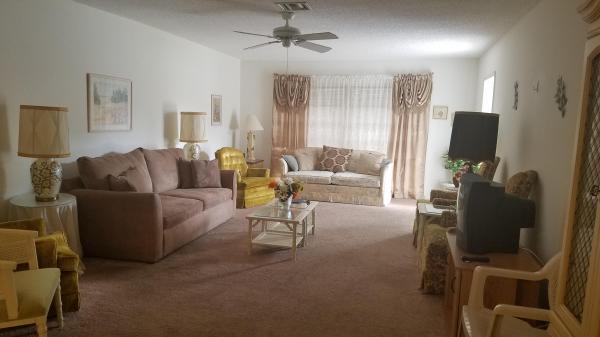 Greentree Villas, 4757 Greentree Way #B, Boynton Beach, Florida 33436, image 2