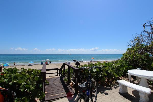 Parkdale Manor House, 5510 N Ocean Blvd #210, Ocean Ridge, Florida 33435, image 2