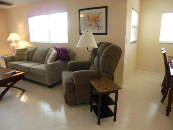 Abaco Village, 1601 Abaco Dr #M4, Coconut Creek, Florida 33066, image 1
