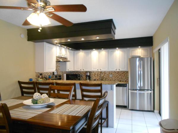 Sherwood Lakes, 416 4th Ln, Greenacres, Florida 33463, image 2
