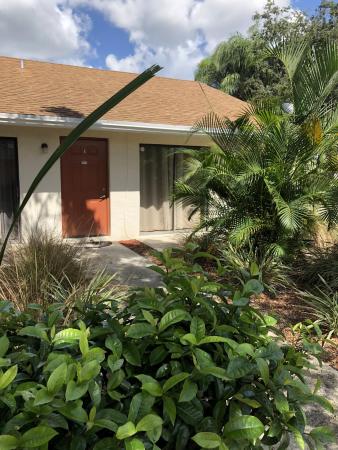 Sugar Pond Manor, 1507 NW Hawthorne Pl, Wellington, Florida 33414, image 1