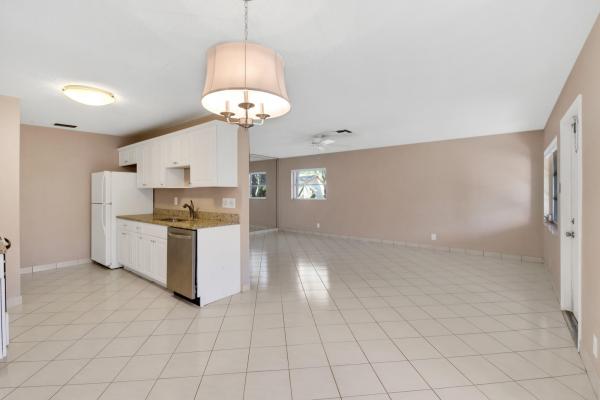 Delray Villas 1, 6093 La Palma Ln, Delray Beach, Florida 33484, image 1