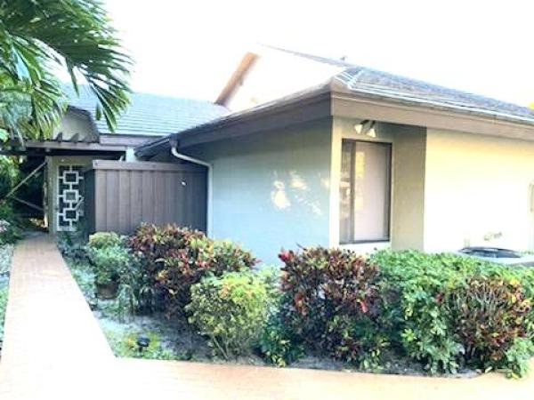 Banyan Springs Patio Villas, 10083 Laurelwood Pl, Boynton Beach, Florida 33437, image 1