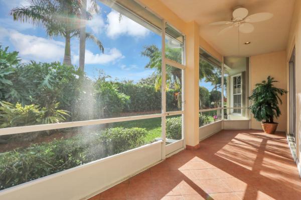 Preston Courts, 218 Woodsmuir Ct, Palm Beach Gardens, Florida 33418, image 3
