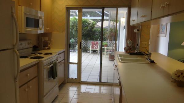 Sun Terrace At The Oaks, 3403 Pin Oak Ct, Palm Beach Gardens, Florida 33410, image 1
