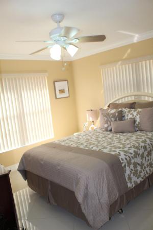 Bent Tree Villas West, 4465 Nutmeg Tree Ln #A, Boynton Beach, Florida 33436, image 2