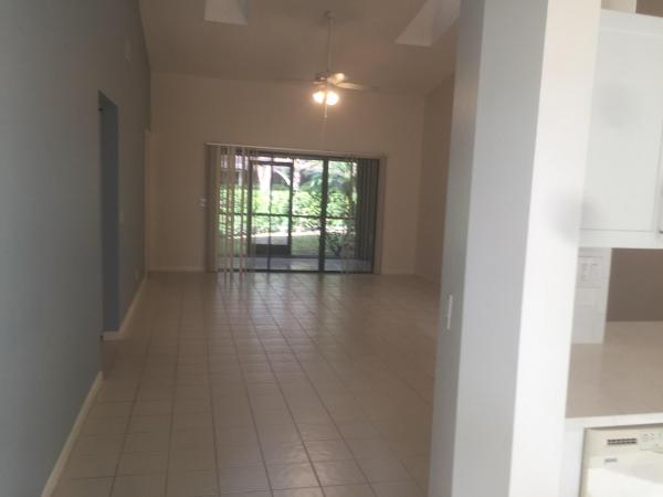 Villas Of Glengary, 703 Kintyre Ter, Palm Beach Gardens, Florida 33418, image 1