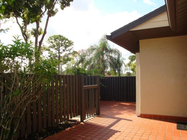 Pine Ridge North 3, 701 Sunny Pine Way #D, Greenacres, Florida 33415, image 2
