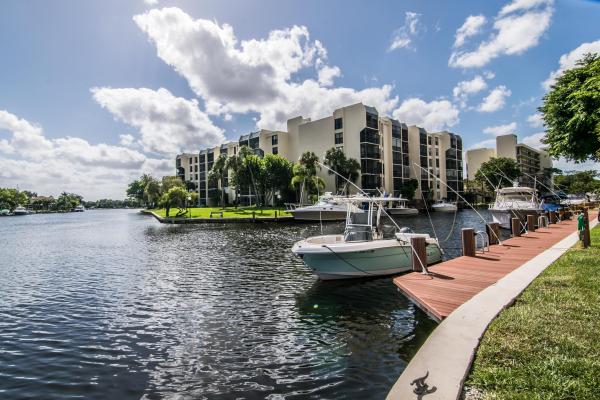 Boca Bayou, 9 Royal Palm Way #6040, Boca Raton, Florida 33432, image 3