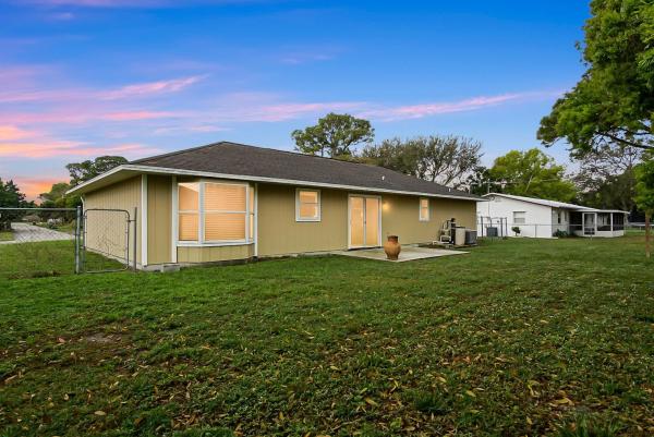 Lakewood Park, 7008 Penny Ln, Fort Pierce, Florida 34951, image 2
