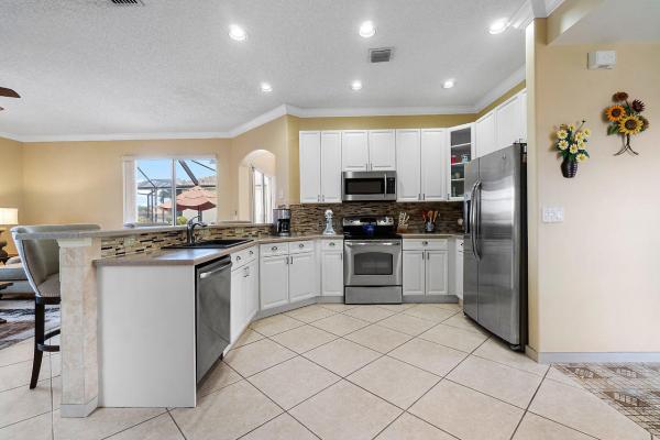 Sand Hills Village, 6483 Sand Hills Cir, Lake Worth, Florida 33463, image 1