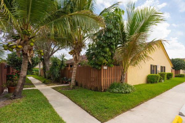 Springdale, 391 Springdale Cir, Palm Springs, Florida 33461, image 1