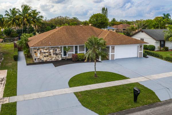 La Mancha, 136 Galiano St, Royal Palm Beach, Florida 33411, image 3