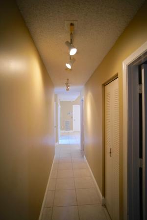 River Oaks, 9177 SW 22nd St #D, Boca Raton, Florida 33428, image 2